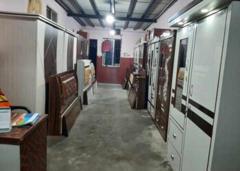 प्रत्येक शनिबार फर्निचर पसल बन्द हुने