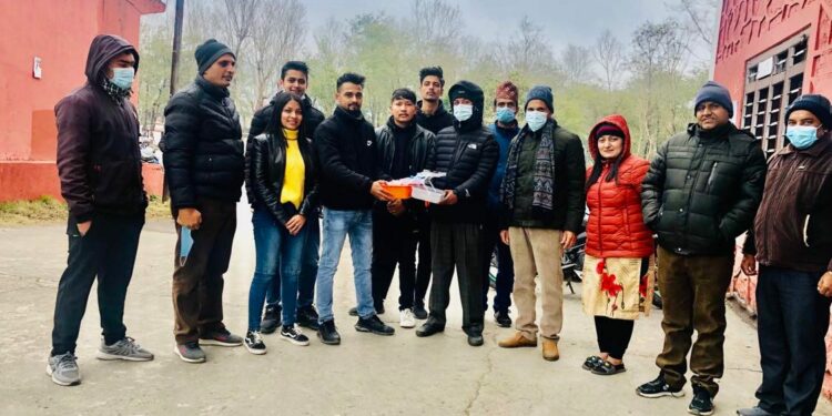 अनेरास्ववियुको स्वास्थ्य सामाग्री सहयोग