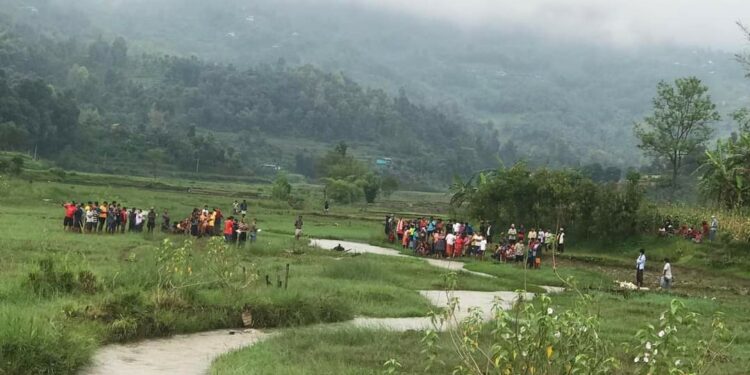 खोलाले बगाएर मृत्यु