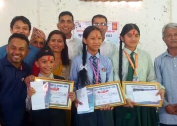 कविता प्रतियाेगितामा पञ्चमुनिकी खनाल प्रथम