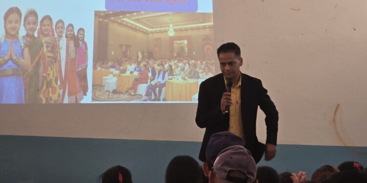 जेसीजले वोल्न सिकाउछ: नगर प्रमुख