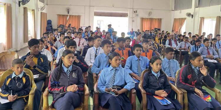 बालश्रम विरुद्धमा विद्यार्थीसँग अन्तरक्रिया