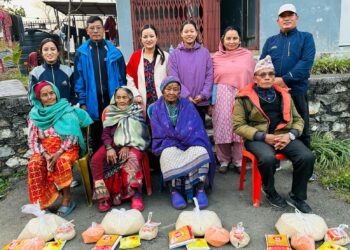 जन्मदिनको अवसरमा वृद्धाश्रममा सहयाेग