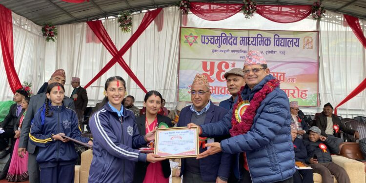 वक्तृत्वकलामा हंशवनहिनीकी मानसी प्रथम