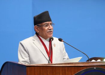प्रधानमन्त्री दाहालले विश्वासको मत लिँदै