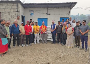 अभियन्ता पाण्डेद्वारा संकलित सहयोगबाट गौशालामा चोकर