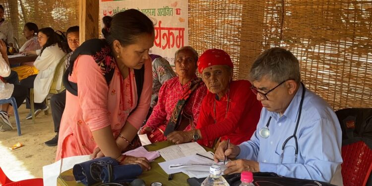 सहकारीद्वारा ३३२ जनाको निःशुल्क स्वास्थ्य परीक्षण