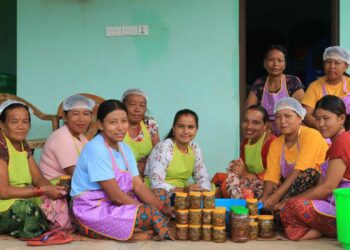 तालिम लिएर आत्मनिर्भर बन्दै गाउँलेहरु