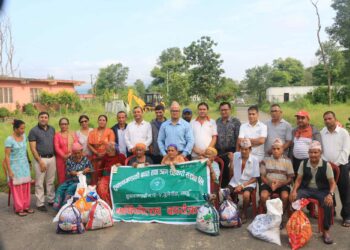 बार्षिकोत्सवको अवसरमा वृद्धाश्रममा खाद्यान्न सहयोग