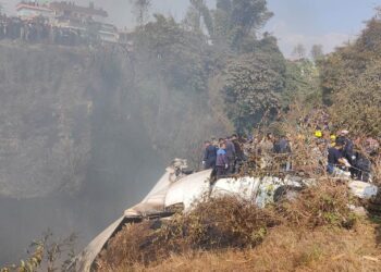 विमान दुर्घटना : पोखरा र काठमाण्डौमा शवको पोस्टमार्टम