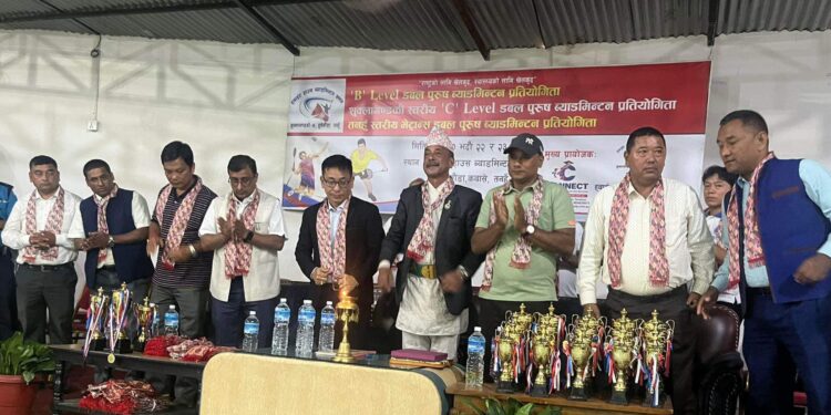 दुलेगौंडामा सुरु भयो ब्याडमिन्टन प्रतियोगिता