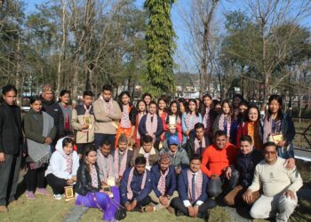 स्नातक तह चौथो बर्षका विद्यार्थीलाई विदाई