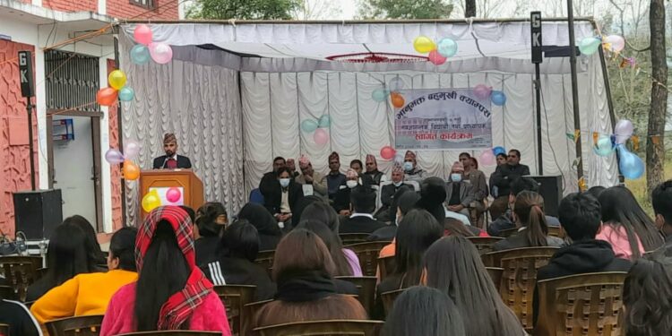 नव आगन्तुक विद्यार्थी र प्राध्यापकलाई स्वागत तथा सम्मान