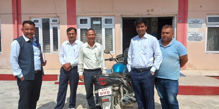 वडाध्यक्ष श्रेष्ठले गरे मोटरसाईका फिर्ता