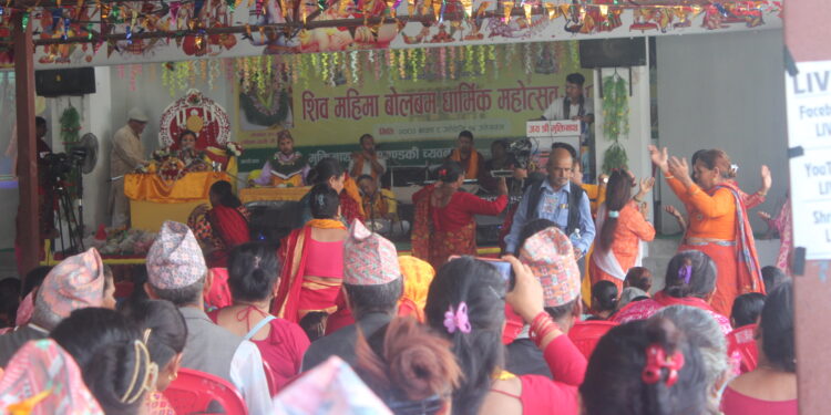 च्यवन धामको धार्मिक महोत्सवमा भक्तजनको भिड