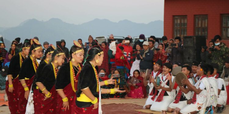 कौराहा संरक्षणमा जुटे उद्गम स्थानका मगर समुदाय