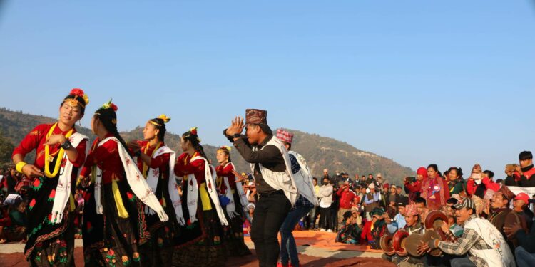 कौराहा संरक्षणमा जुटे उद्गम स्थानका मगर समुदाय