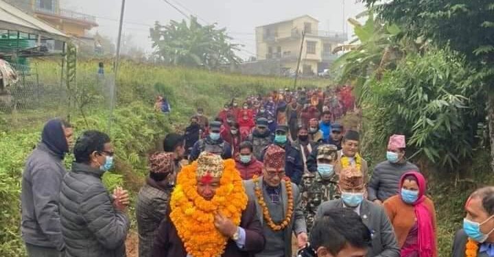 दुलेगौँडा–हर्कपुर मोटर मार्गमा काम नगर्ने ठेकेदारलाई थुन्ने श्रममन्त्री श्रेष्ठको चेतावनी