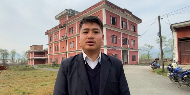 भानुभक्तकाे स्ववियु निर्वाचनमा थापा विजय