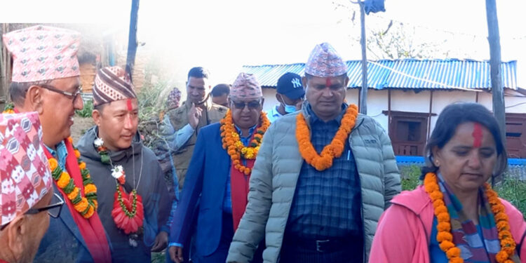 आचार संहिता उलङ्घन गर्दै चुनाव प्रचारमा मेयर र वडाध्यक्ष
