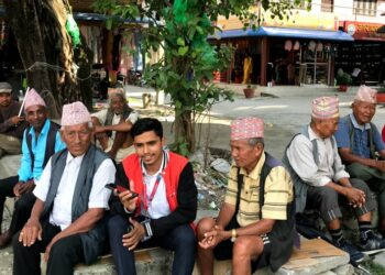 मतदान गर्न कोही उत्साहित कोही निरुत्साहित