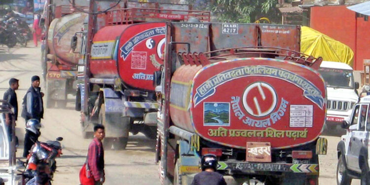 पेट्रोलियम ढुवानी व्यवसायीले घोषणा गरे आन्दोलन कार्यक्रम