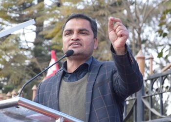 प्रदिप पौडेलद्वारा तनहुँ २ का लागी आवेदन दर्ता