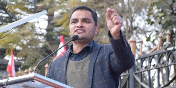 प्रदिप पौडेलद्वारा तनहुँ २ का लागी आवेदन दर्ता