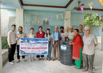 लियो क्लबद्धारा मन्दिरलाई ट्याङ्की हस्तान्तरण