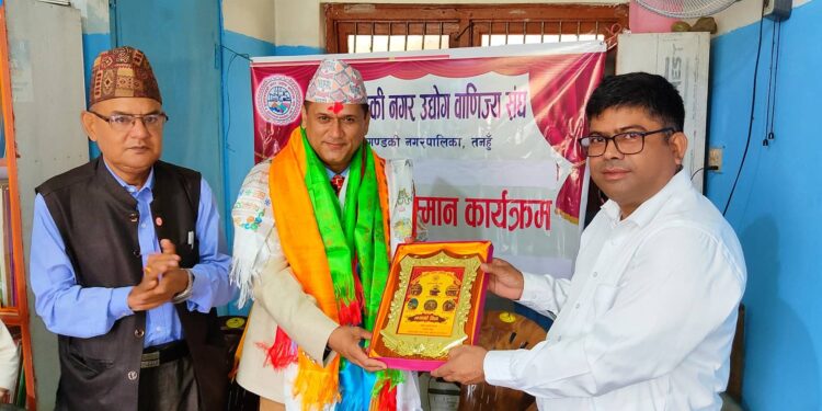 मलेसियाका लागि नेपालका राजदुतलाई पौडेललाई सम्मान