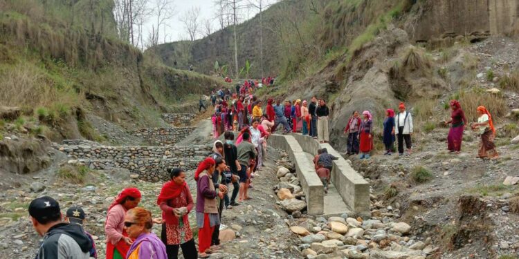 वस्ती जोगाउन स्थानीय गरे श्रमदान