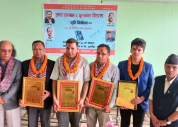चार साहित्यकार सम्मानित