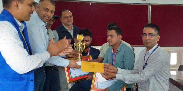 हाजिरी जवाफमा शुक्लागण्डकी प्रथम र द्धित्तिय