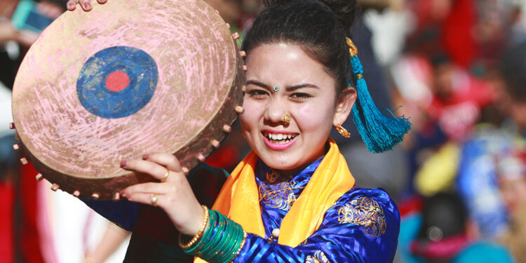 सोनाम ल्होसारमा सार्वजनिक विदा