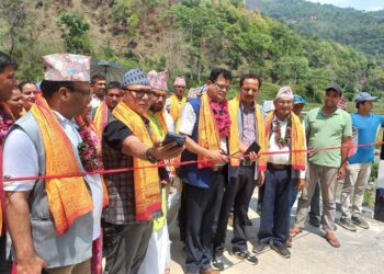 गुवेखाेलामा मोटरेबल पुलको उद्घाटन