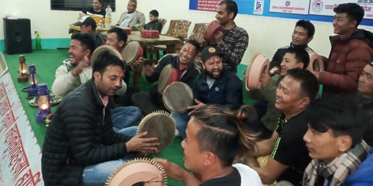 लामेआहालमा भजन चुड्का प्रतियोगिता हुदै