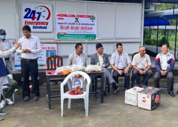 विपिको जन्मजयन्तीमा विरामीलाई फलफूल वितरण
