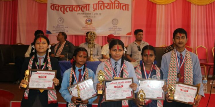 वक्तृत्वकला प्रतियोगितामा शाह प्रथम